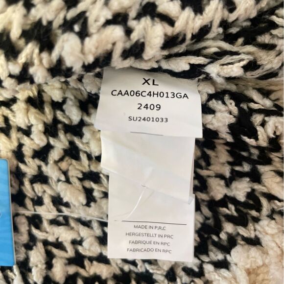 Cupshe Black and White Knit Mini Dress - Picture 8 of 12